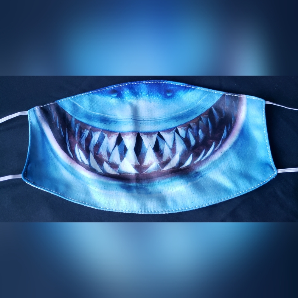 ♡Face mask shark smile